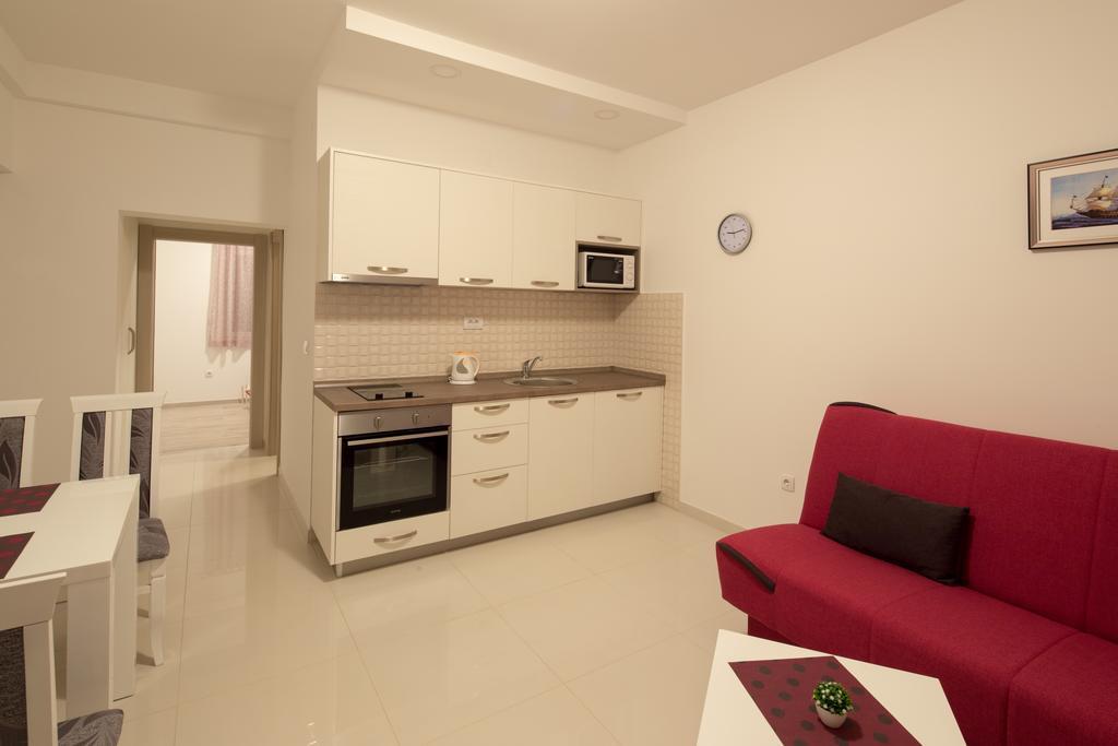 Apartments Raskovic Radanovići Екстериор снимка