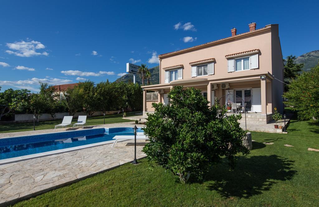 Apartments Raskovic Radanovići Екстериор снимка