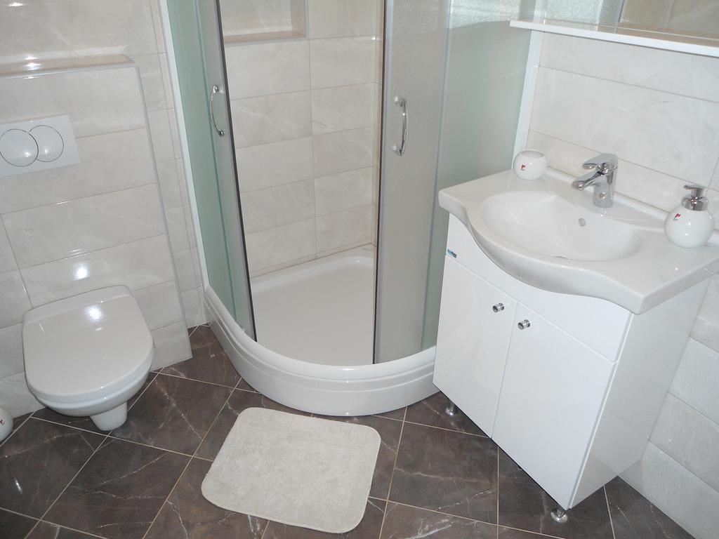 Apartments Raskovic Radanovići Екстериор снимка