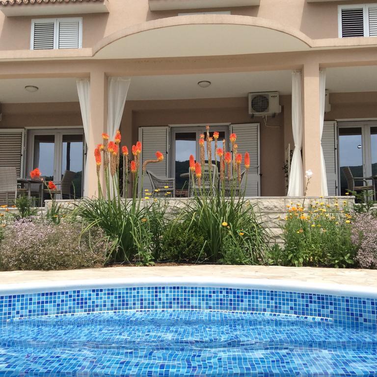 Apartments Raskovic Radanovići Екстериор снимка