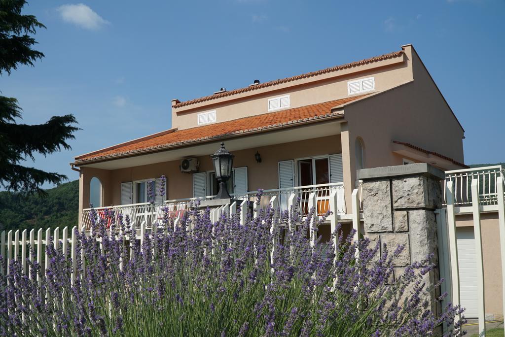 Apartments Raskovic Radanovići Екстериор снимка