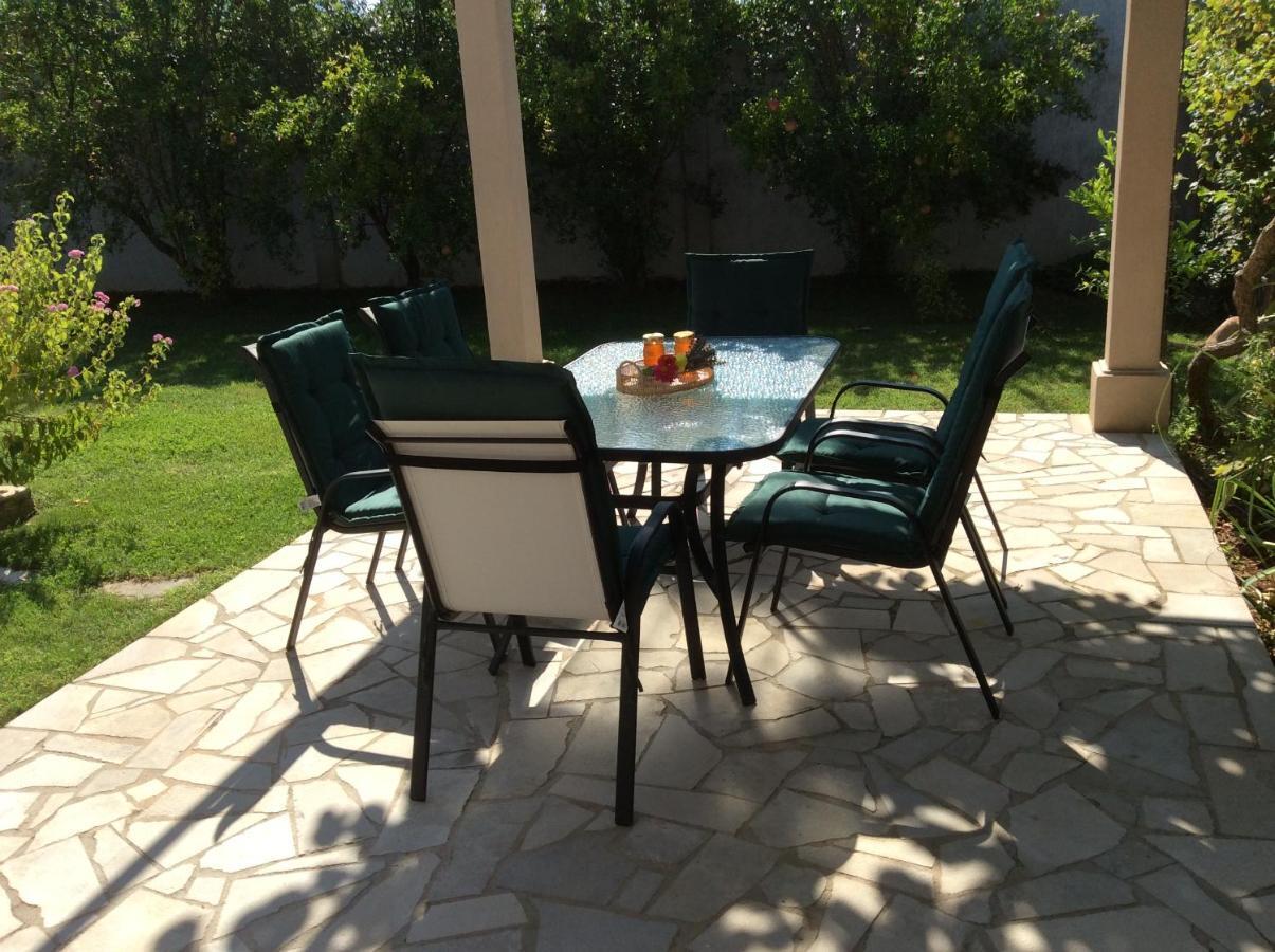Apartments Raskovic Radanovići Екстериор снимка