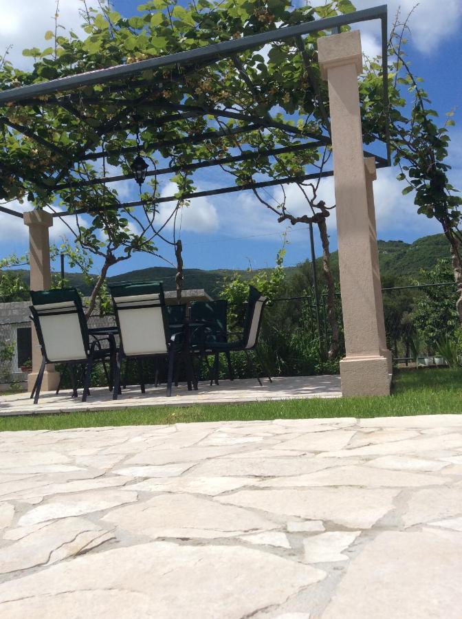 Apartments Raskovic Radanovići Екстериор снимка